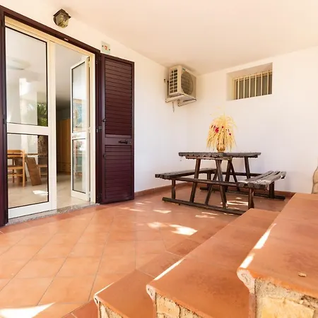 Villantica Aparthotel 3*